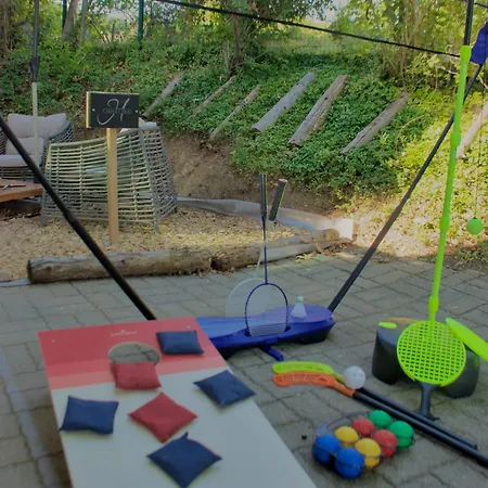 In Swiss - Skiing Nearby! Garden Views