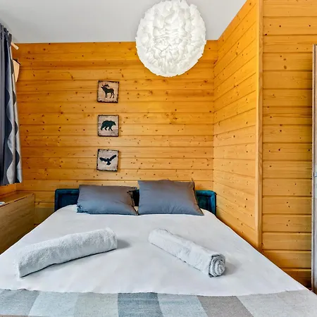 Beautiful studio - private garden, EV, breakfast - Chalet Hug studio 4*