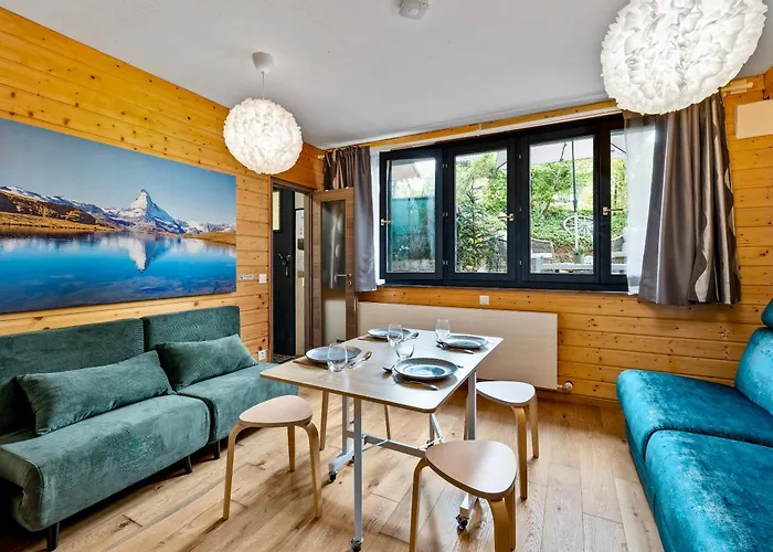 In Swiss - Skiing Nearby! Garden Views Affittacamere