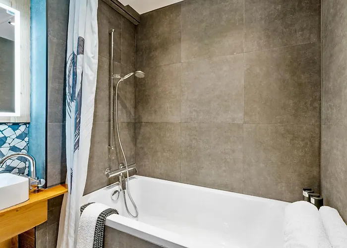 In Swiss - Skiing Nearby! Garden Views Arzier