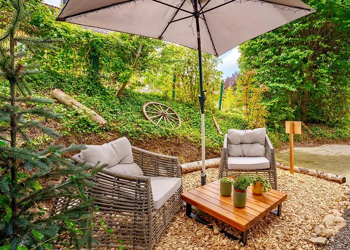 In Swiss - Skiing Nearby! Garden Views Pensjonat